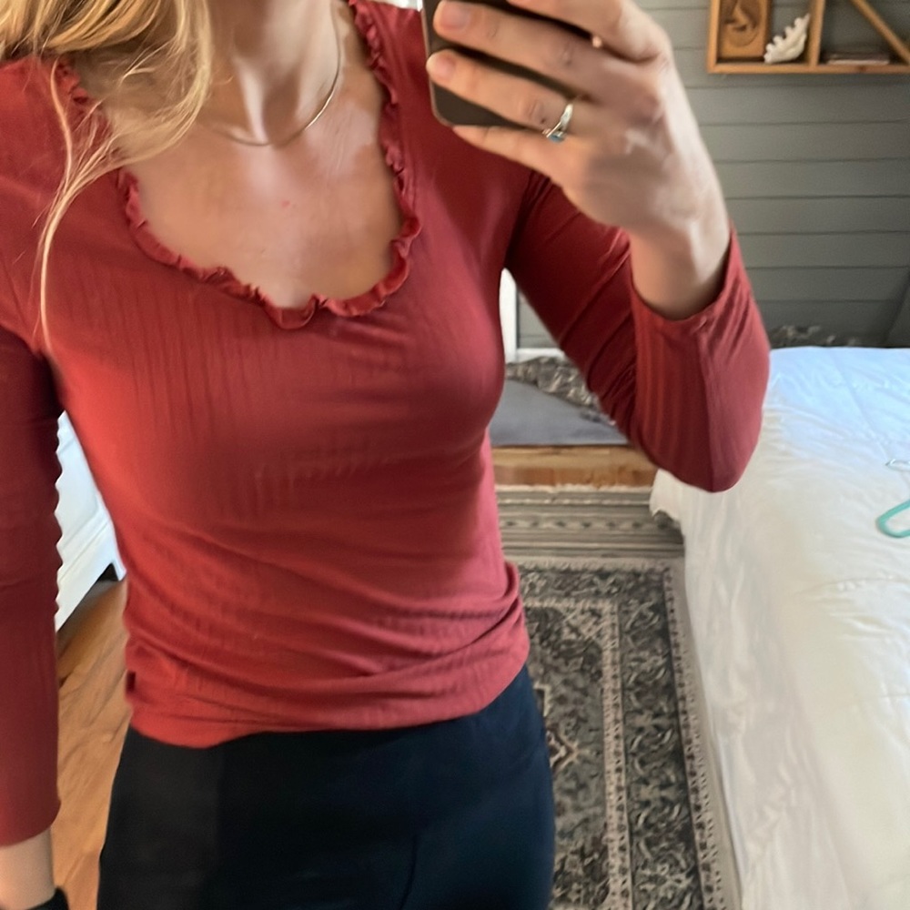 Cropped long sleeve